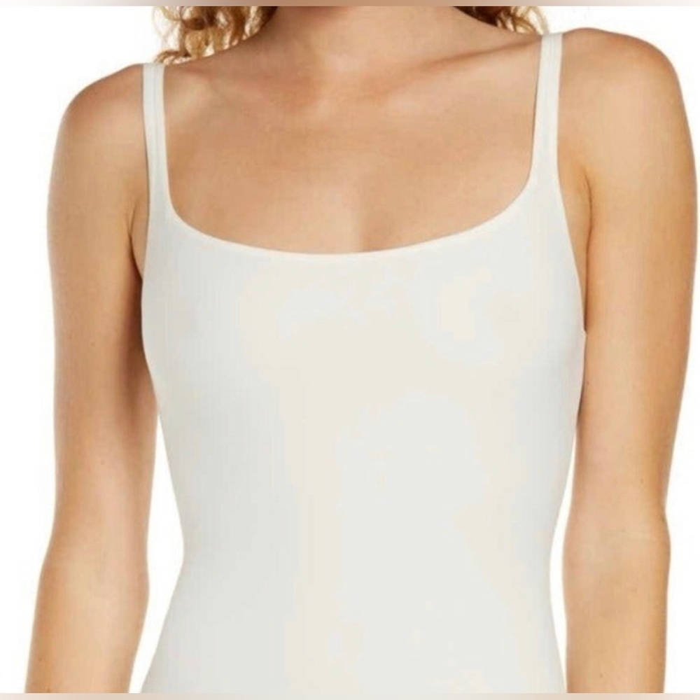 Skims Fits Everybody Bodysuit